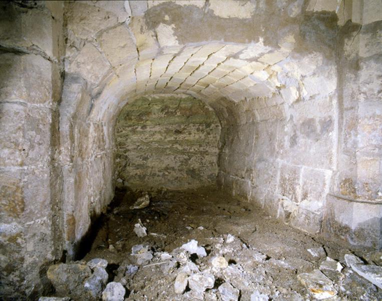 Détail d'une des niches voutée en berceau.