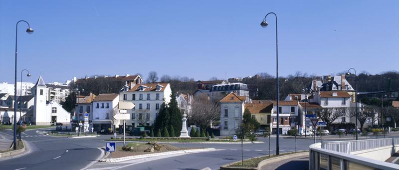 Vue du village depuis le pont de Bry sur la Marne.