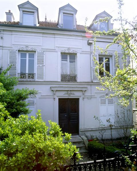 Vue d'ensemble de la maison.