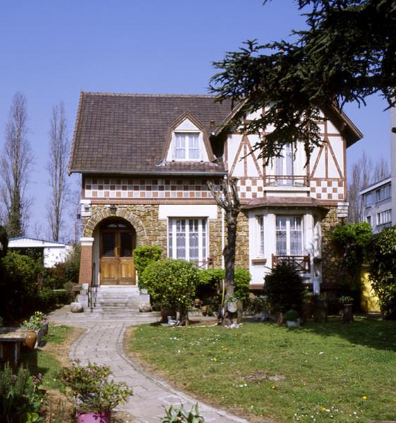Vue d'ensemble de la maison.