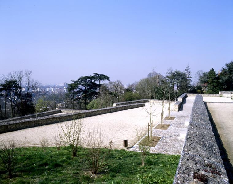 La partie la plus récente du parc départemental du Plateau.
