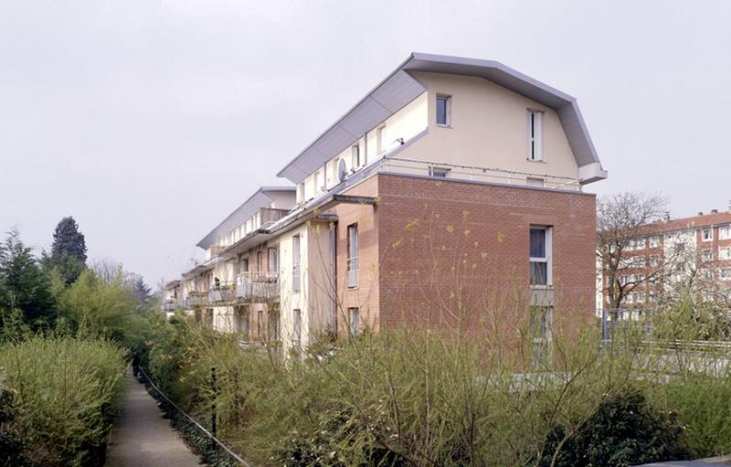 Vue générale depuis la rue.
