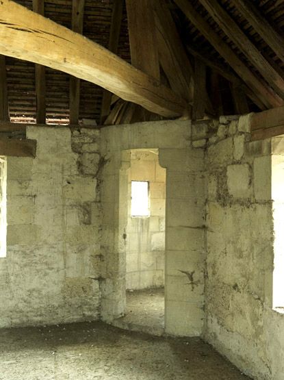 Vue intérieure : le comble et l'une des tourelles d'angle.