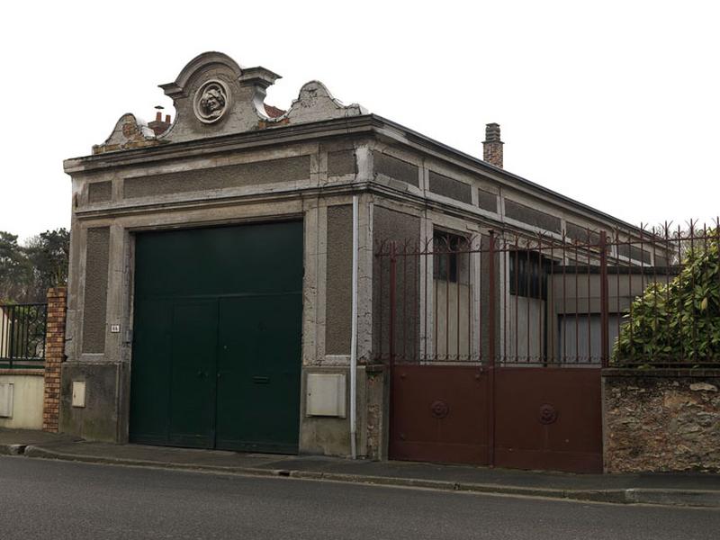un ancien atelier, 64 rue Maurice-Berteaux. Vue d'ensemble