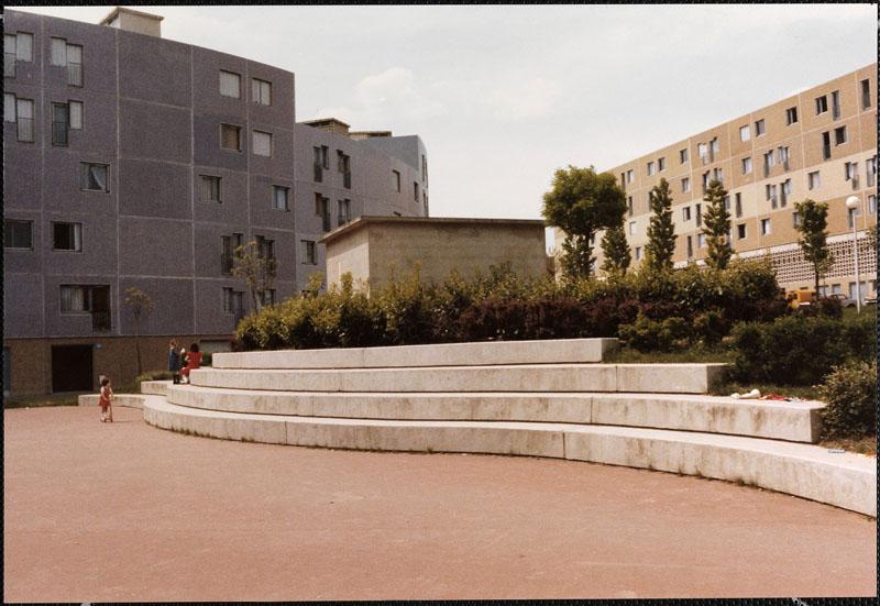 Vue de l'espace compris entre l'Ellipse et le dos de la place du Pas.