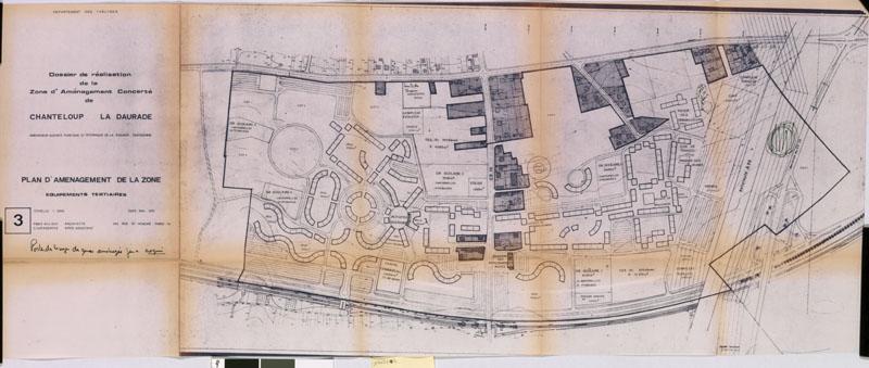 Agence foncière et technique de la région parisienne. Dossier de réalisation de la zone d'aménagement concerté de Chanteloup La Daurade. Plan d'aménagement de la zone, équipements tertiaires, mai 1972. Emile Aillaud, architecte. Des équipements projetés, seul le groupe scolaire n° 3 a été réalisé dans un premier temps (à côté de l'église, jamais réalisée).