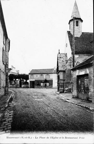 la rue principale devant l'église