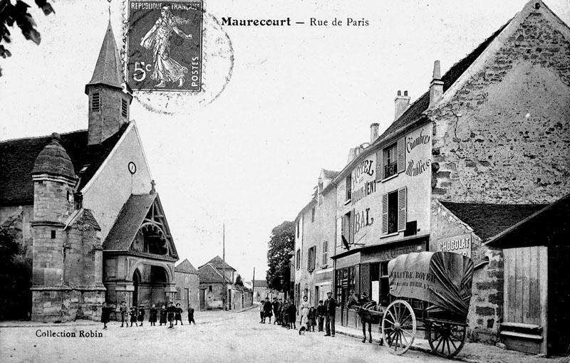 la place de l'église en direction d'Andrésy