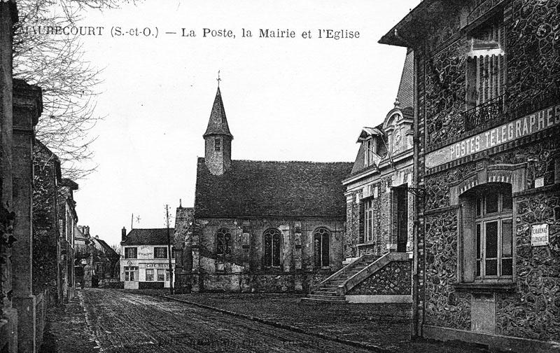 la poste, l'église et la mairie