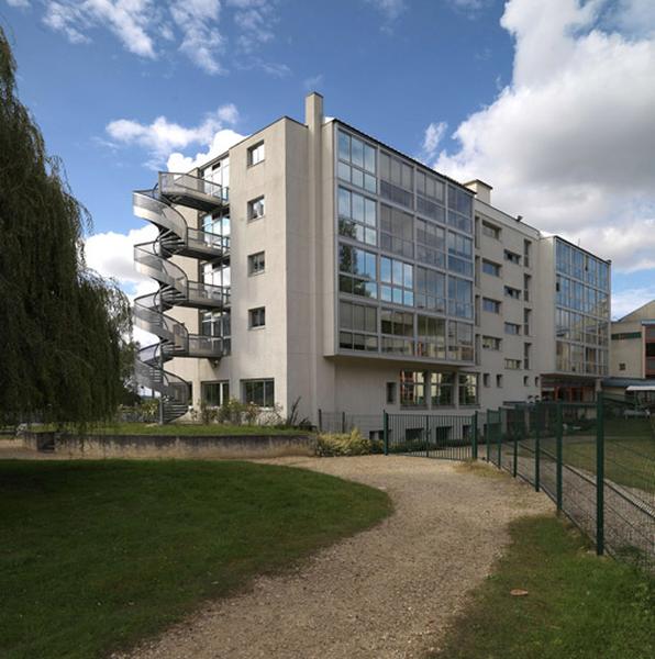 Façade arrière du premier corps de bâtiment (1967).
