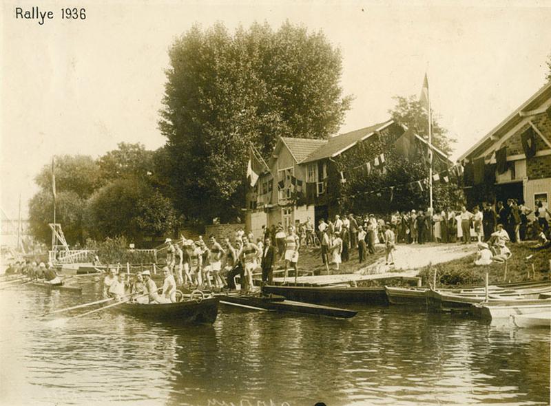 Rallye nautique 1936 : photo prise devant le club.