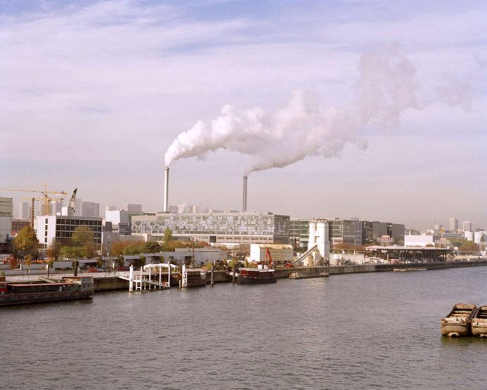 Ivry-sur-Seine. Vue d'ensemble du port.