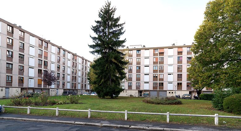 Ablon-sur-Seine, cité dite résidence du Val d'Ablon, rue Alexandre-Ribot, rue Albert-Larmé.. Vue générale de l'ensemble, construit en 1962.