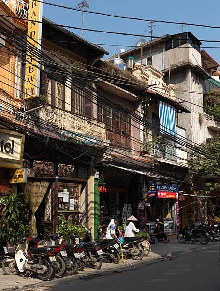 Compartiments, rue Hang Bé.