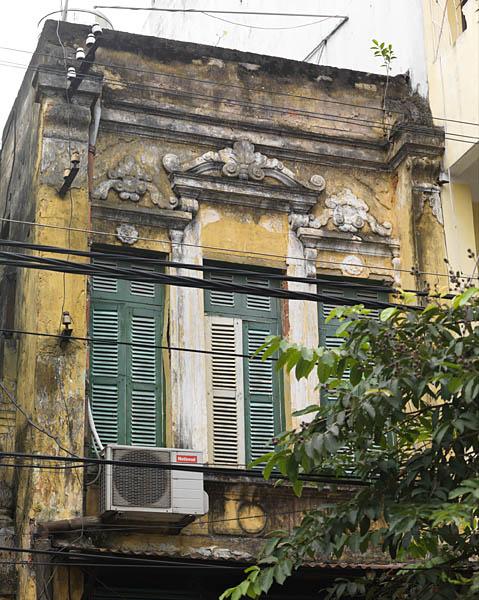 Compartiment, 57 rue Hang Bo. Détail d'une des baies.