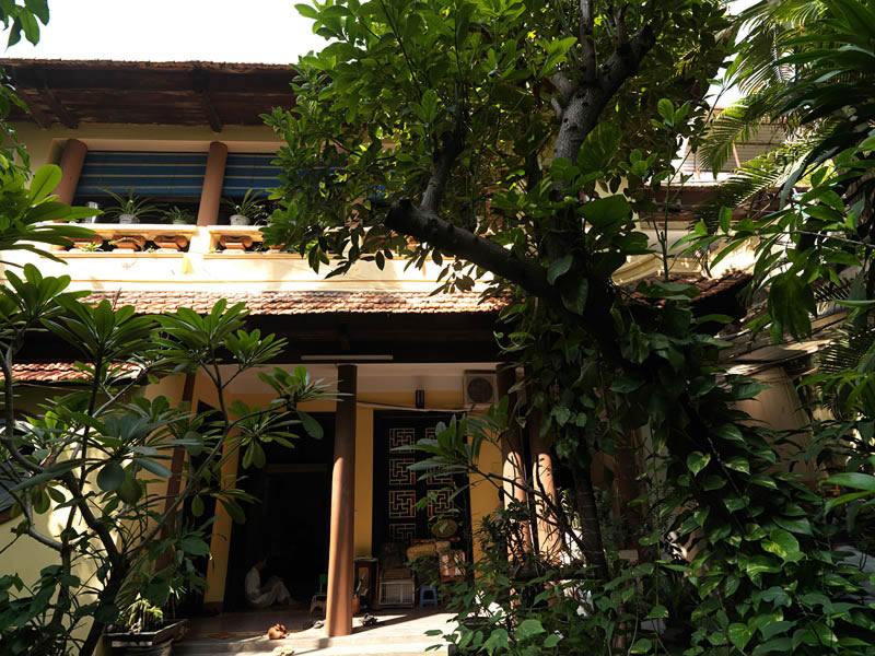 Villa, rue Dinh Liêt. Façade de la villa construite en 1937.