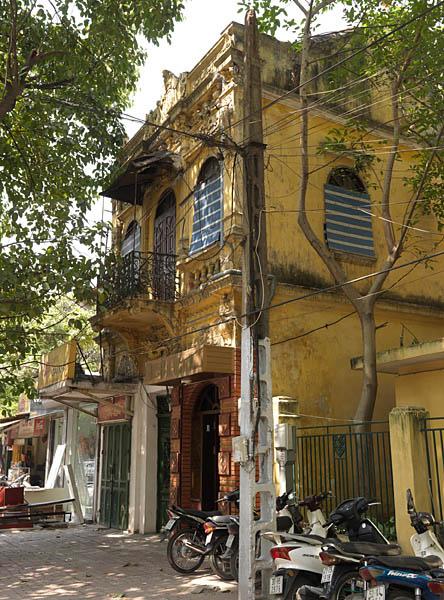 Vue d'ensemble d'un compartiment, rue Nguyen Thai Hoc.