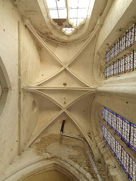 Vue des voûtes de la chapelle de la Vierge (chapelle latérale nord).