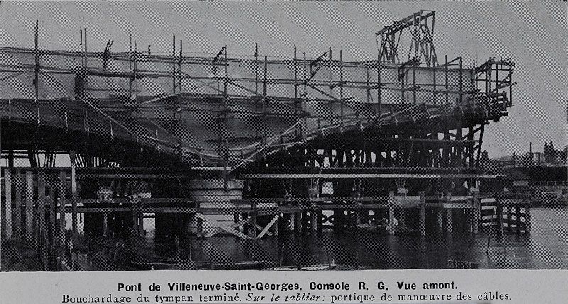 Villeneuve-Saint-Georges . Pont de Villeneuve-Saint-Georges (n°3). Vue détaillée du chantier, la pile rive gauche. Tiré de : Reconstruction d'un  pont à Villeneuve-Saint-Georges .In Travaux, février 1951, n° 196.