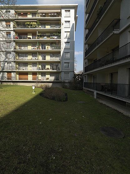 Thiais, cité dite parc de Thiais, 52-64 rue Victor-Basch. Ensemble construit en 1962 par A. Fur et E Mercier, architectes.