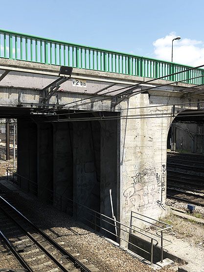 Villeneuve-Saint-Georges. Prolongement du pont de Villeneuve au-dessus des voies de chemin de fer.