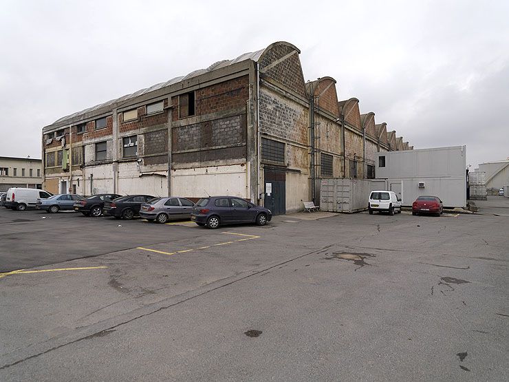 Villeneuve-le-Roi, usine de construction navale dite Chantiers de la Haute Seine, rue des Voeux-de-Saint-Georges. Extérieur des ateliers.