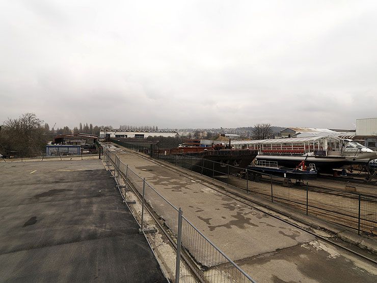 Villeneuve-le-Roi, usine de construction navale dite Chantiers de la Haute Seine, rue des Voeux-de-Saint-Georges. Vue d'une cale.