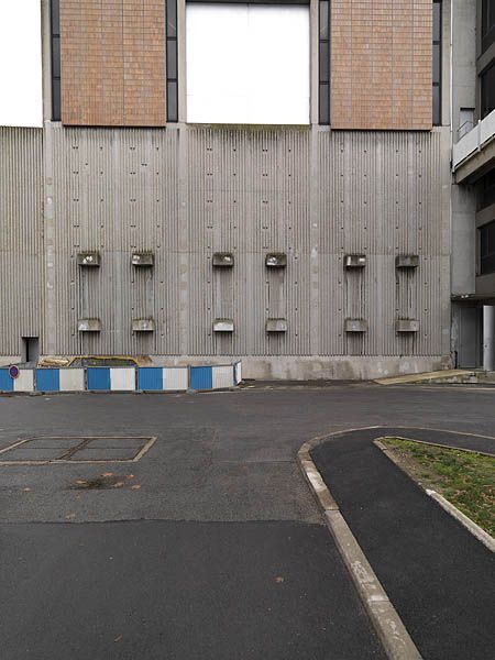 Choisy-le-Roi, établissement des eaux dit usine de traitement des eaux de Choisy. Détail de mise en oeuvre du béton.