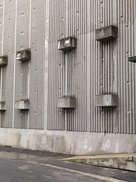 Choisy-le-Roi, établissement des eaux dit usine de traitement des eaux de Choisy. Détail de mise en oeuvre du béton.