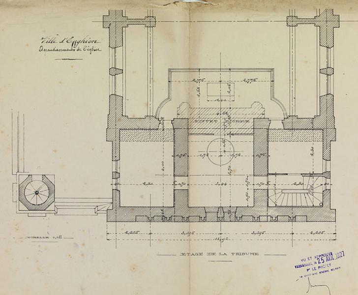 Agrandissement par la façade : plan de l'étage au niveau de la tribune, 1927.