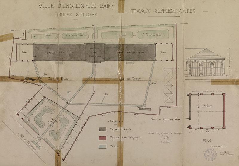 Plan masse du premier groupe scolaire avec le projet de deux agrandissements latéraux par des préaux. L'ensemble possédait deux jardins, l'un pour l'instituteur, l'autre pour l'institutrice, ainsi qu'un square public. Dessin aquarellé par l'architecte Olivier, vers 1912.