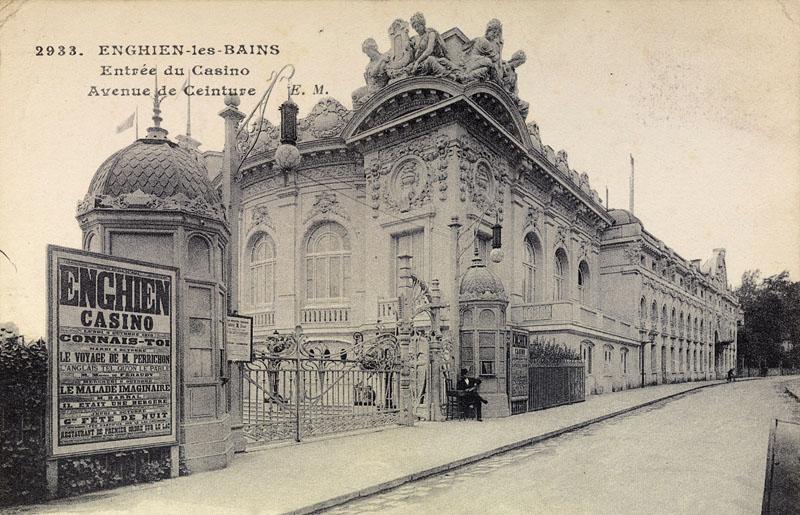 Nouveau casino de 1909.Vue du nouveau portail d'entrée de style Art nouveau.