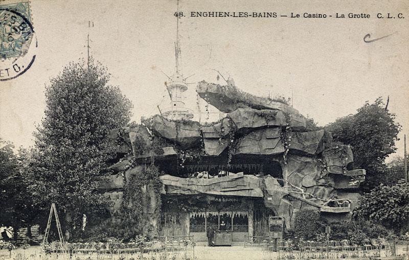 Vue de la 'grotte', constituant le théâtre du casino.