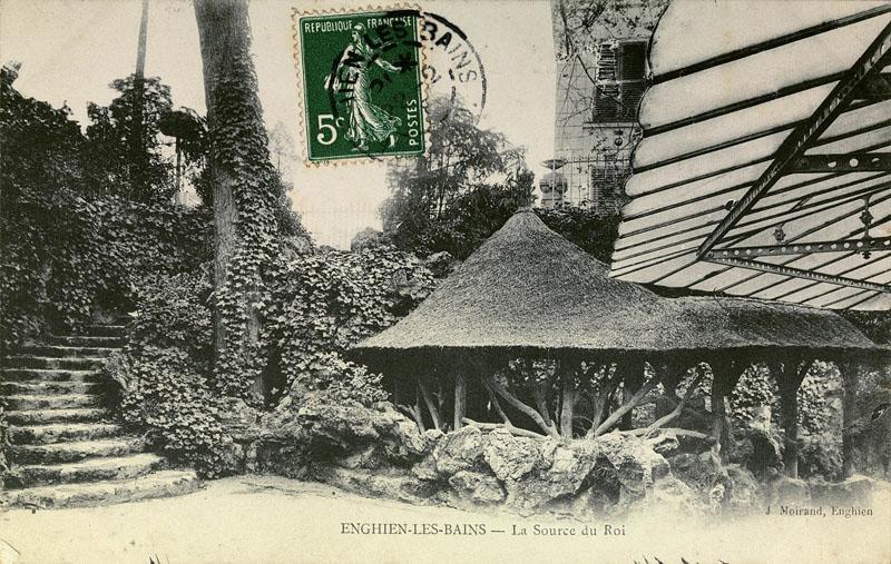 Vue du pavillon de la Source du Roi.