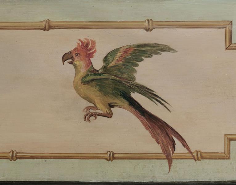 Détail de l'un des quatre perroquets : ici, un petit ara.