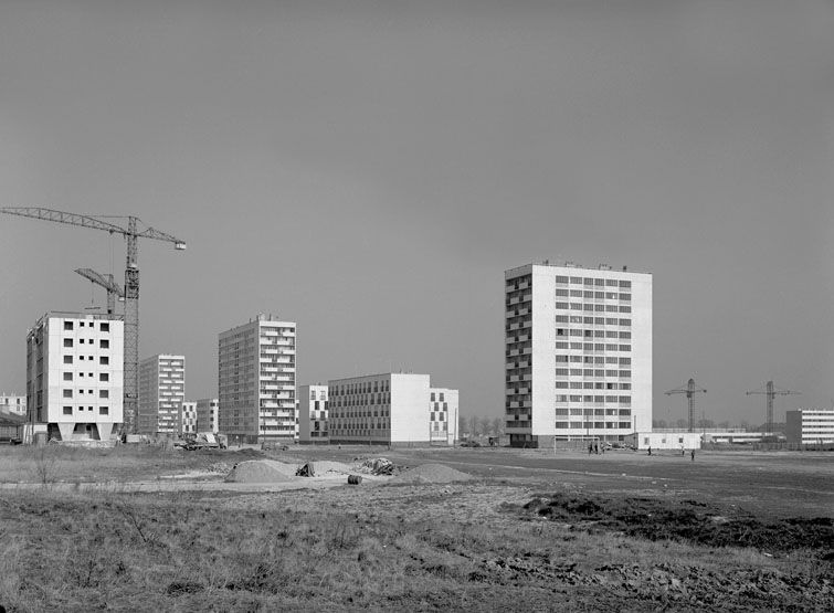 Le chantier de construction. Photographie, 1961. (Ministère de l'Ecologie, MRU 36808004)