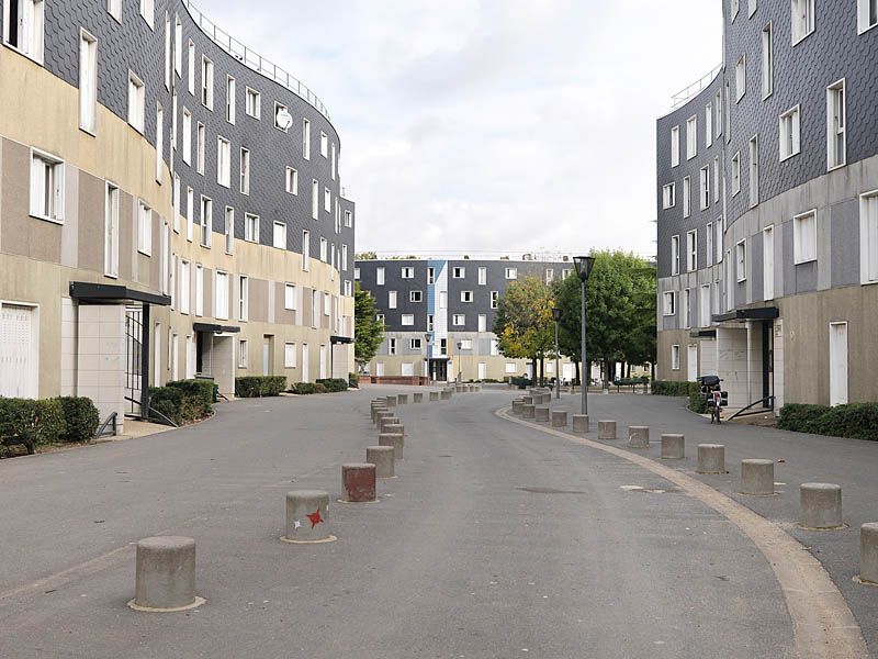 Vue d'une rue du quartier du Méridien.