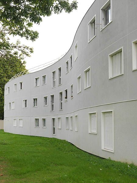Vue des logements de la demi-lune.