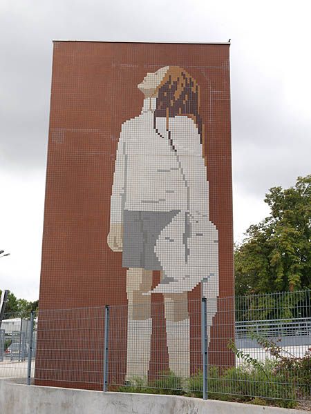 Mosaïque rue du Minotaure.