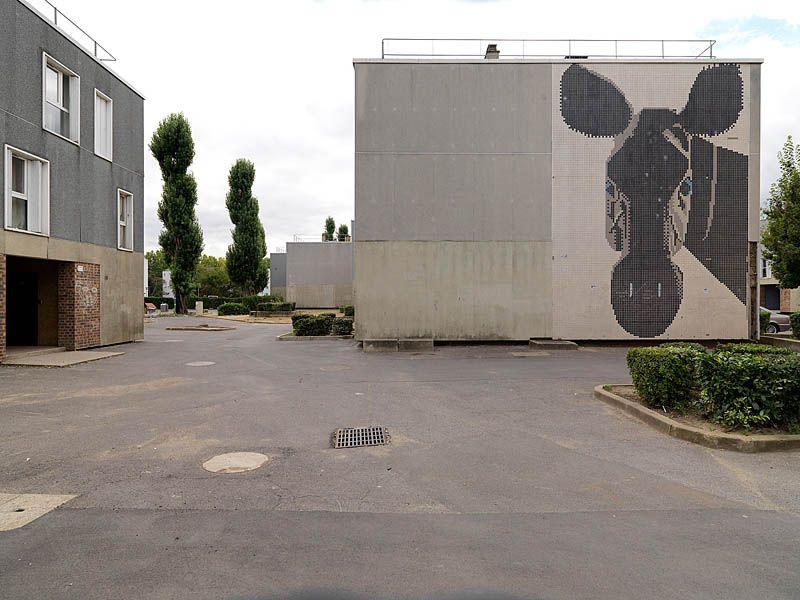 Quartier de la Peupleraie, mosaïque représentant un okapi (Gilles Aillaud).