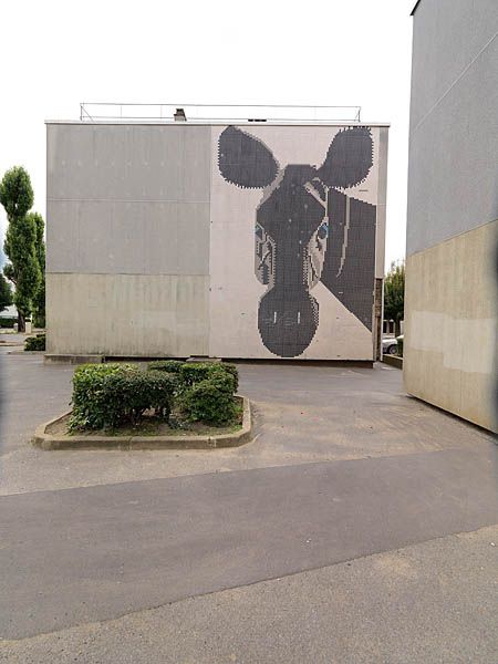 Quartier de la Peupleraie, mosaïque d'un okapi (Gilles Aillaud).