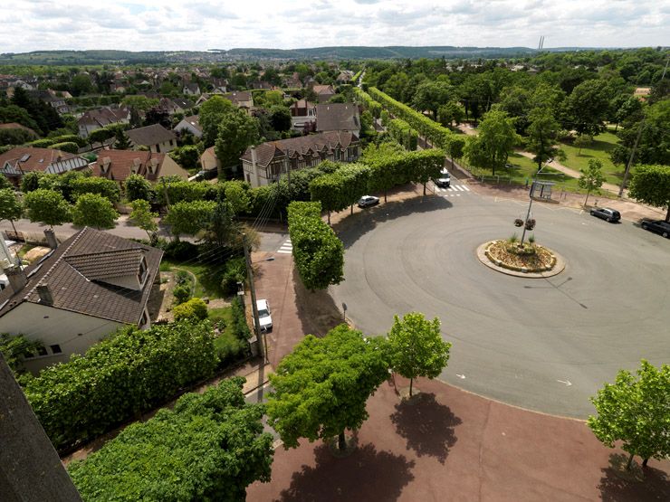 Vue de la place de Louvain depuis le sommet de l'église.