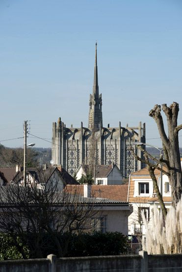 Vue générale de l'église.