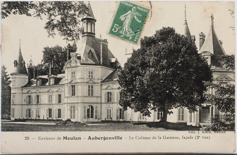 Vue générale du château de la Garenne. Carte postale, vers 1925. (Collection particulière).