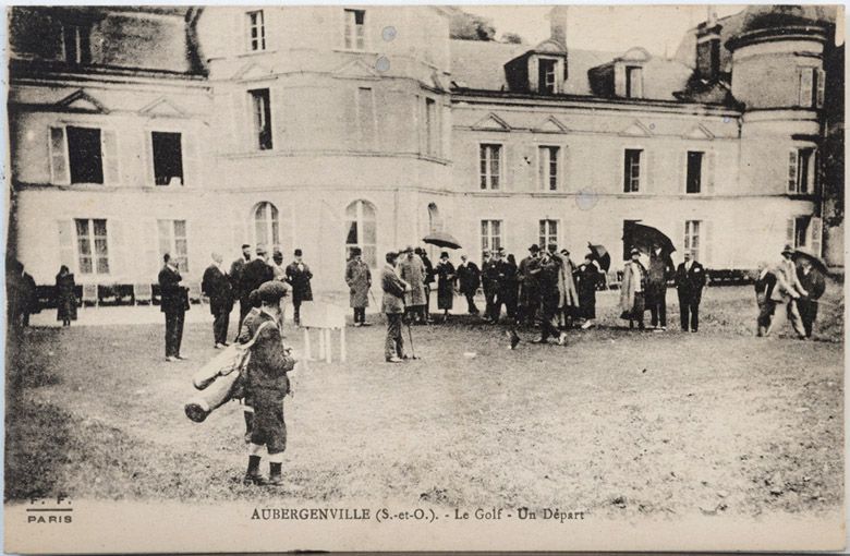 Le château de la Garenne. Carte postale, vers 1925. (Collection particulière).