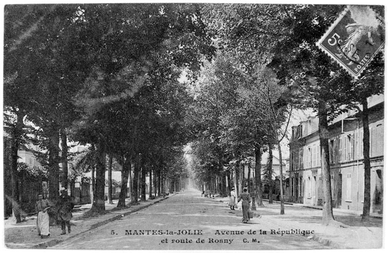 L'avenue de la République et la route de Rosny. (Région Ile-de-France. Fonds CREDOP). Carte postale.