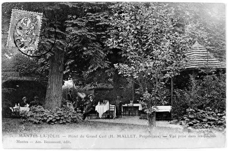 Jardin de l'hôtel du Grand Cerf. (Région Ile-de-France. Fonds CREDOP). Carte postale.