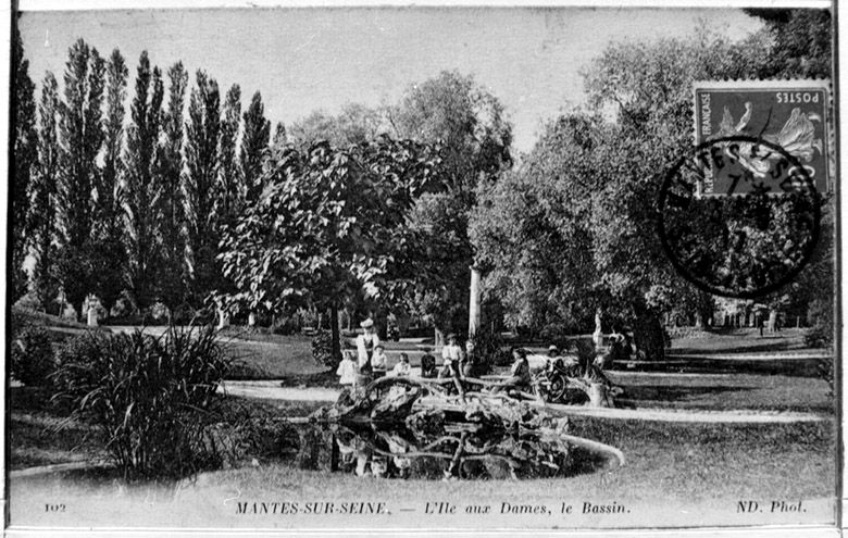 L'île aux Dames. (Région Ile-de-France. Fonds CREDOP). Carte postale.