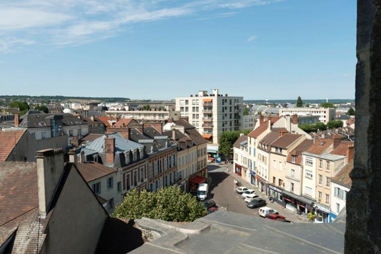 La place du marché au Blé depuis la tour Saint-Maclou.