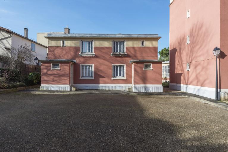 Vue des ateliers situés au rez-de-chaussée (3)
